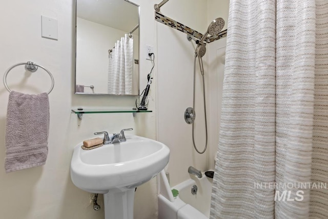 2517/2519 N 21st, Boise, ID 83702 - full bath featuring a sink and shower / bathtub combination with curtain