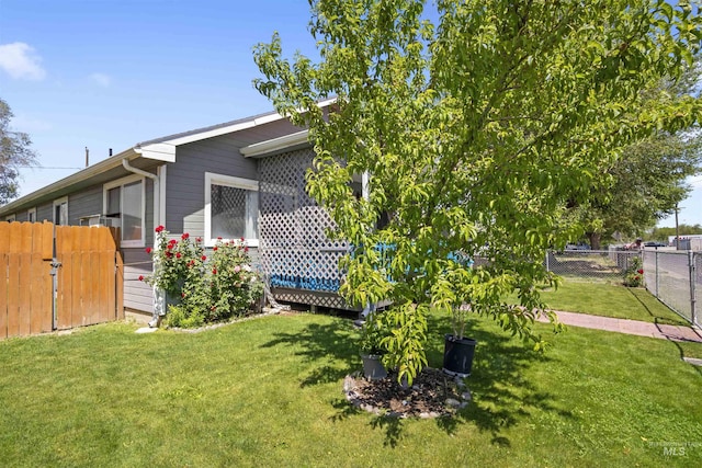 642 Oak St, Twin Falls, ID 83301 - view of yard