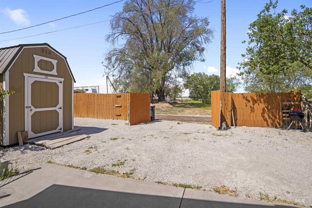 642 Oak St, Twin Falls, ID 83301 - view of yard