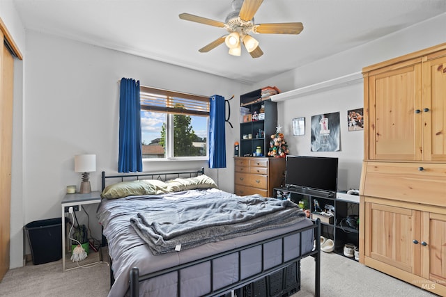 3404 Chukar Ln, Clarkston, WA 99403 - bedroom with light colored carpet and ceiling fan