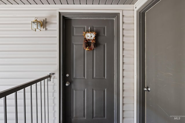 view of exterior entry