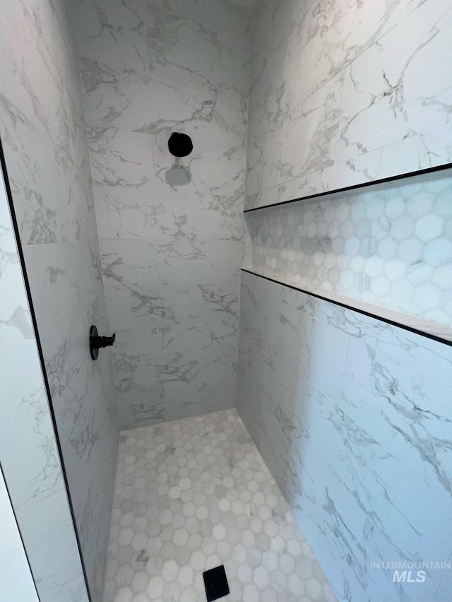11233 S Saylis Pl, Kuna, ID 83634 - bathroom with a tile shower