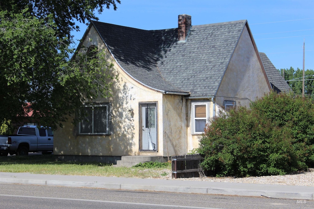 view of front of house