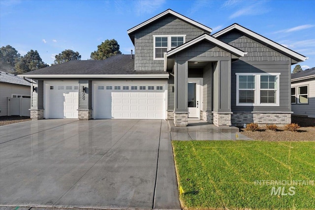 craftsman-style home featuring a garage