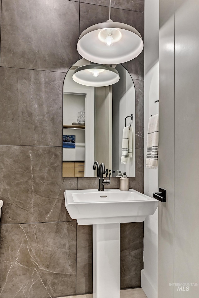 2313 S Aburge Ave, Meridian, ID 83642 - view of bathroom