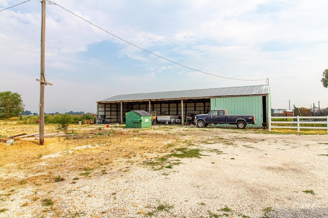 view of outdoor structure