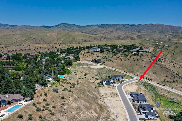 Listing photo 2 for 1347 E Chardie Rd, Boise ID 83702