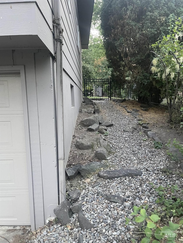 833 N Cleveland St, Moscow, ID 83843 - view of side of property