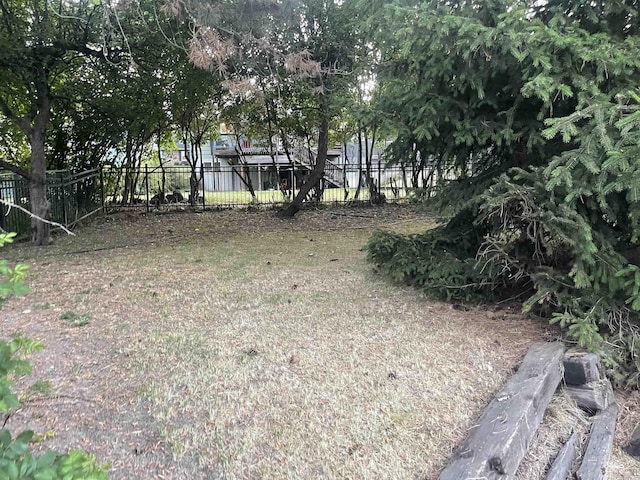 833 N Cleveland St, Moscow, ID 83843 - view of yard
