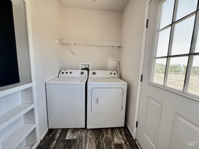150 Sunset Dr N, Hagerman, ID 83332 - laundry room featuring washing machine and dryer, dark wood-style flooring, and baseboards