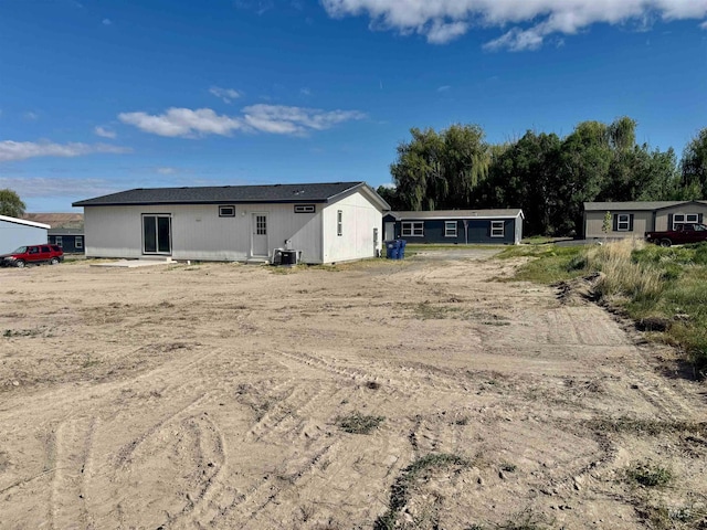 150 Sunset Dr N, Hagerman, ID 83332 - rear view of property with central AC