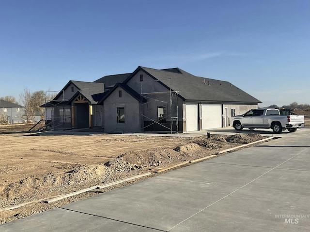 view of front of home featuring a garage