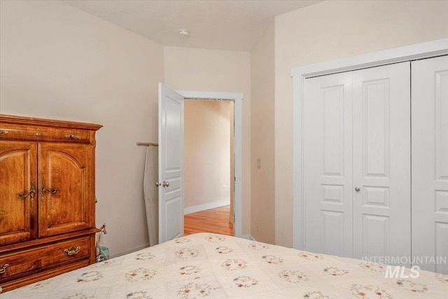 bedroom featuring a closet