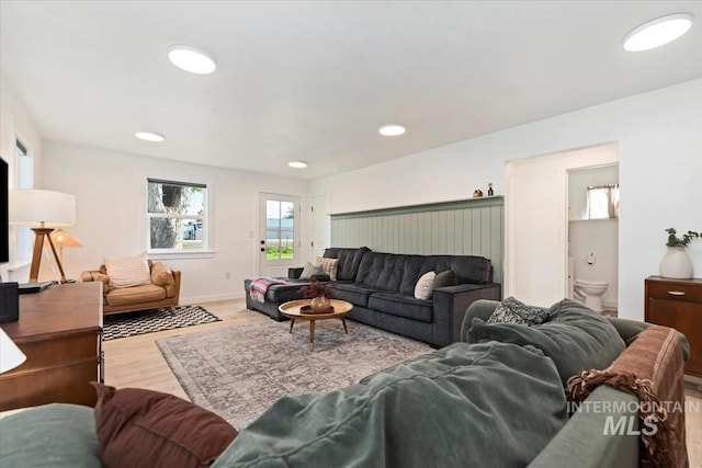 5009 Airport Rd, Nampa, ID 83687 - living room with wood finished floors, recessed lighting, and baseboards