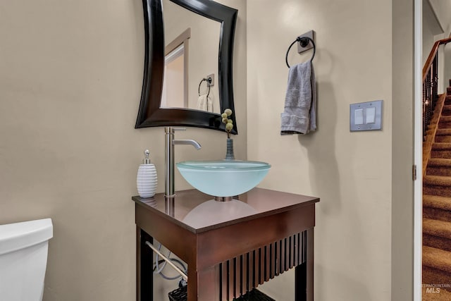 1390 E Prohaska Ct, Eagle, ID 83616 - half bathroom featuring toilet