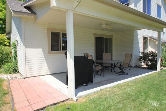 1491 N Millstream Ct, Nampa, ID 83686 - view of patio / terrace featuring a ceiling fan