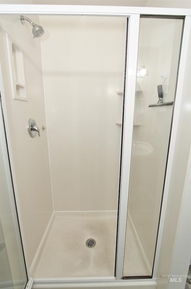 2155 N 24th St, Boise, ID 83702 - bathroom with a shower stall