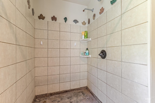 255 Seven U Ranch Rd, Lucile, ID 83542 - bathroom with tiled shower