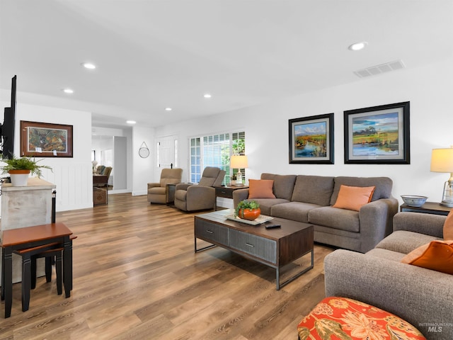 248 N Palmetto Dr, Eagle, ID 83616 - living area with wood finished floors and recessed lighting