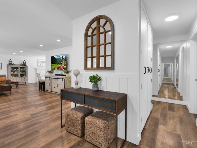 248 N Palmetto Dr, Eagle, ID 83616 - corridor featuring wood finished floors and recessed lighting