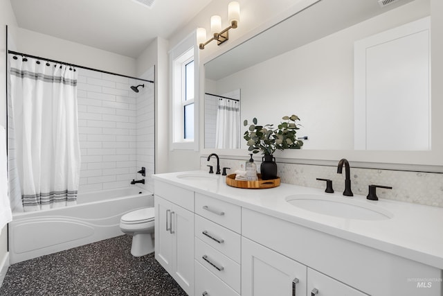 3051 S Sedgebrook Ln, Eagle, ID 83616 - full bath featuring double vanity, toilet, and shower / bath combo with shower curtain