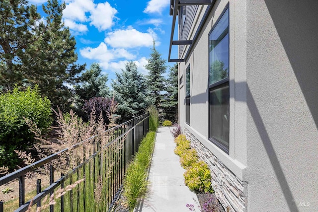 3051 S Sedgebrook Ln, Eagle, ID 83616 - view of side of property with stucco siding