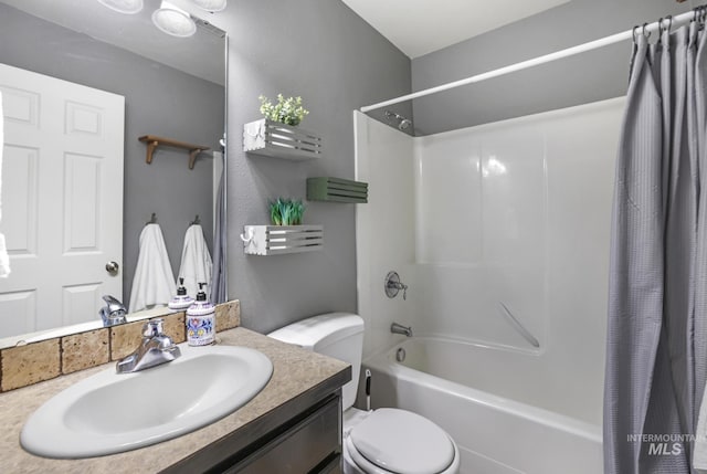1517 Elm St N, Jerome, ID 83338 - bathroom with toilet, shower / bath combo with shower curtain, and vanity