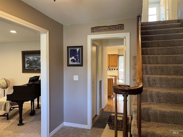 354 W Syringa Ct, Lewiston, ID 83501 - staircase with baseboards