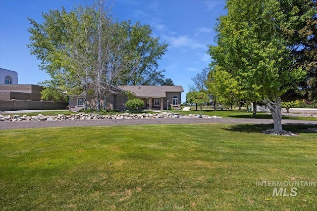 34 S 150 E, Burley, ID 83318 - view of yard