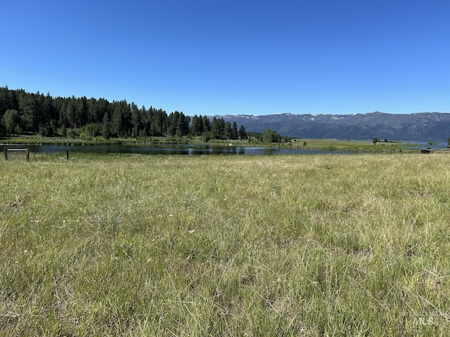 23 Hall Ln, West, Cascade, ID 83611