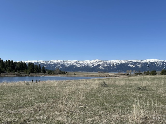 23 Hall Ln, West, Cascade, ID 83611