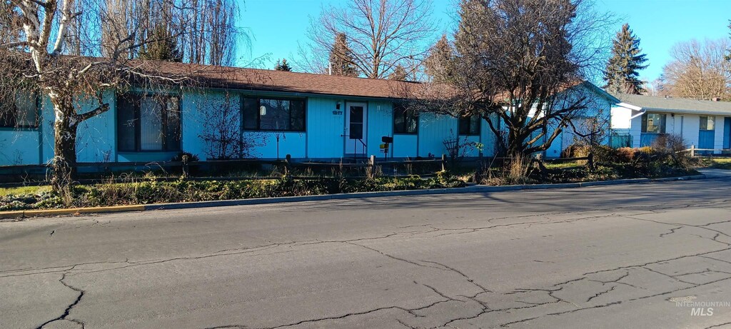 1217 Blaine St, Moscow, ID 83843 - view of building exterior