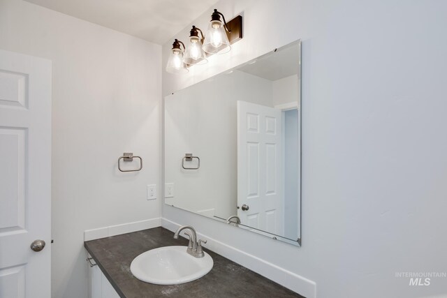 2219 W Cascara St, Kuna, ID 83634 - carpeted spare room with baseboards