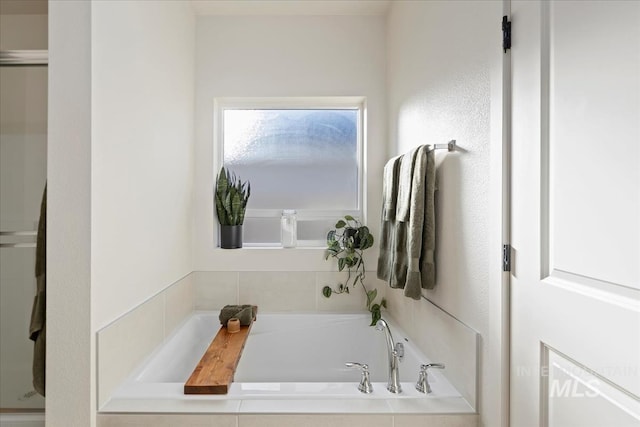 19321 Geneva Way, Caldwell, ID 83605 - full bathroom with a bath