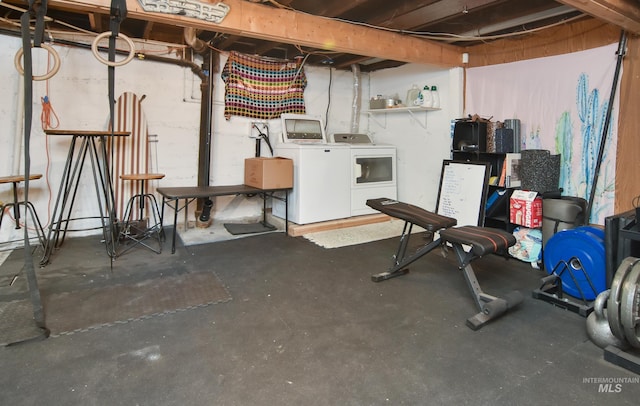1713 Blaine St, Caldwell, ID 83605 - unfinished basement with washer and dryer