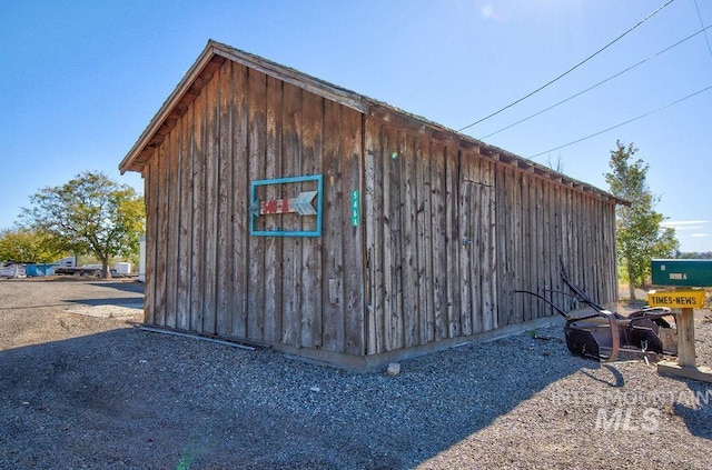 view of outbuilding