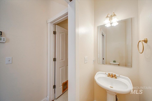 1239 Willow Creek Dr, Nampa, ID 83686 - bathroom featuring a sink
