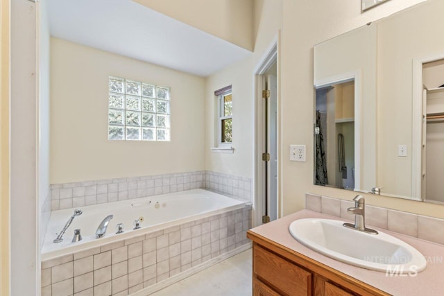 1548 N Vineyards Ave, Meridian, ID 83642 - bathroom with a bath and vanity