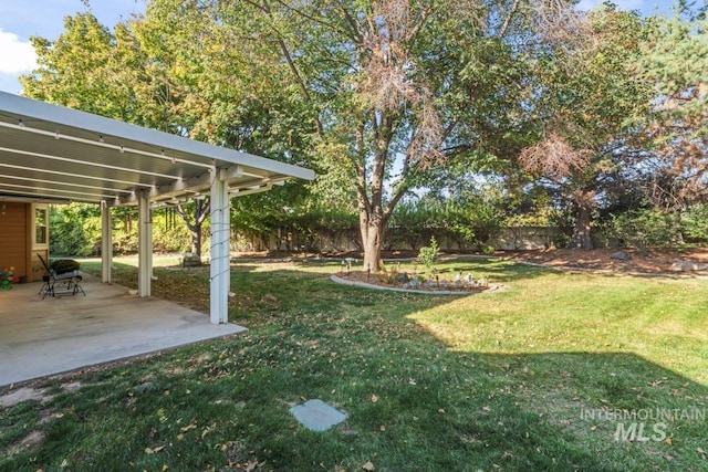 1548 N Vineyards Ave, Meridian, ID 83642 - view of yard with a patio area