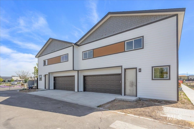 1438 N Cole Cottage Ln, Boise, ID 83704 - view of front of home with a garage and driveway