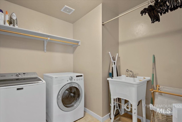 1123 Drexel Hill Ave, Caldwell, ID 83605 - washroom with separate washer and dryer and baseboards