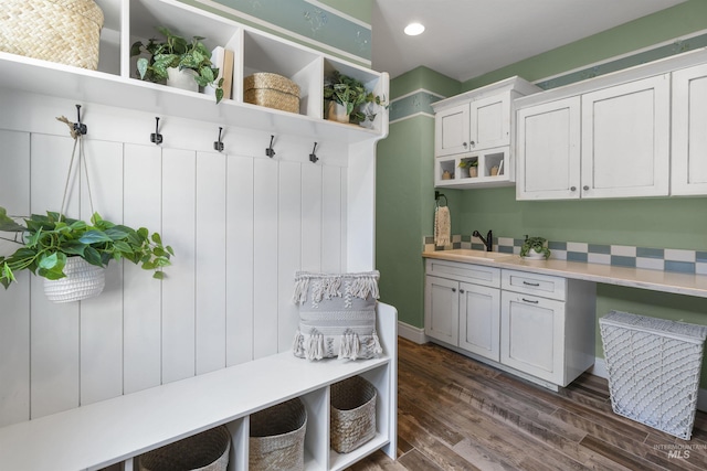 1747 N Tuscolano Ave, Eagle, ID 83616 - mudroom featuring dark wood finished floors and recessed lighting