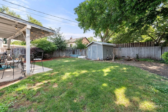 907 3rd St, Lewiston, ID 83501 - fenced backyard with a shed and a patio