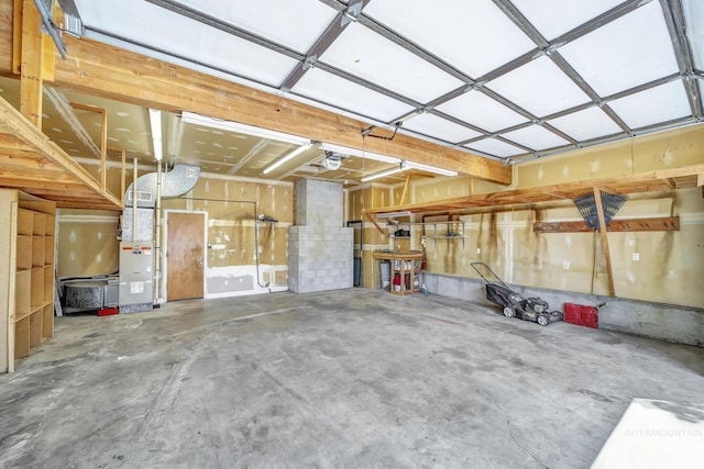 790 Academic Dr, Twin Falls, ID 83301 - garage with a garage door opener