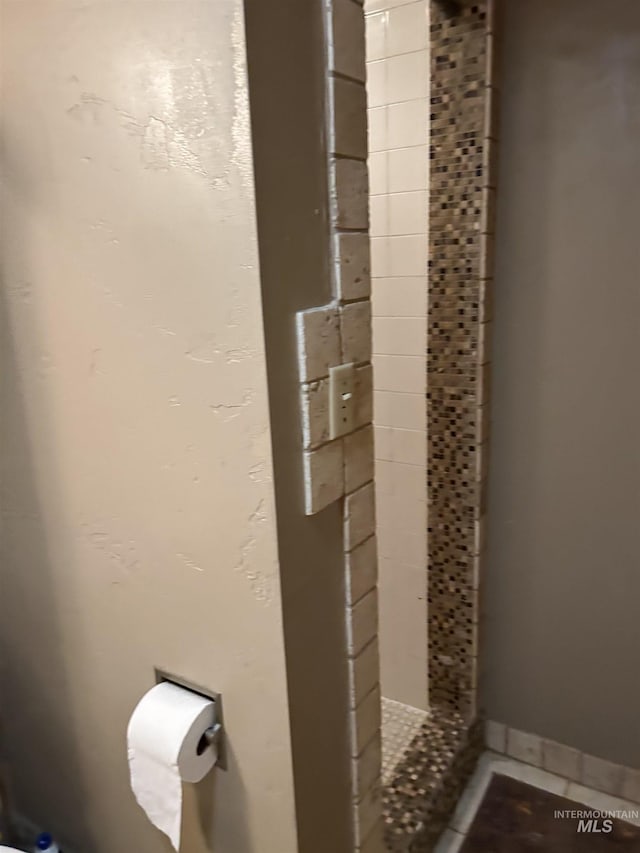 2320 S Illinois, Caldwell, ID 83605 - full bathroom with tile patterned floors and a shower