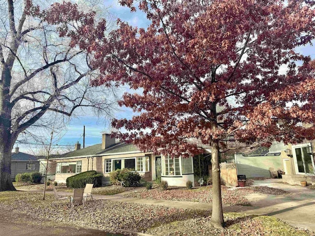 view of front of house