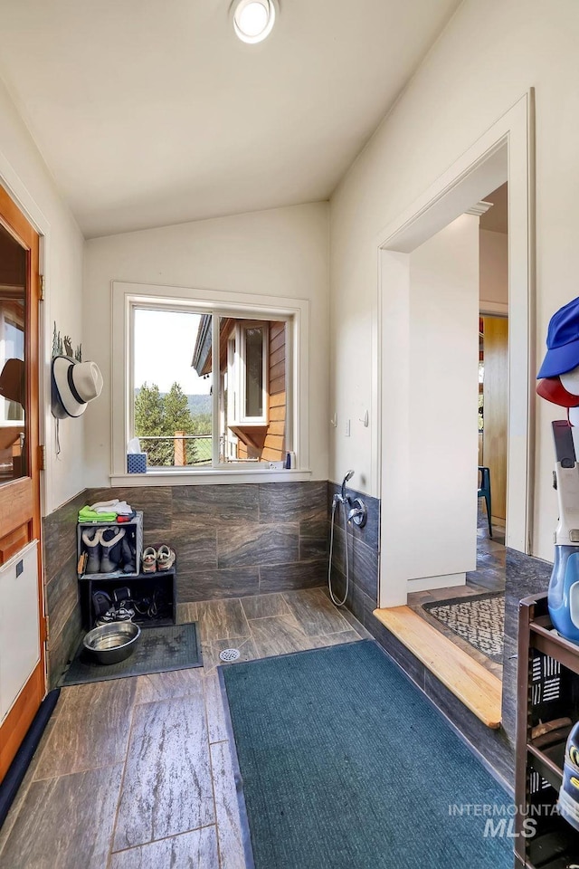 2510 Price Valley Rd, New Meadows, ID 83654 - bathroom featuring lofted ceiling