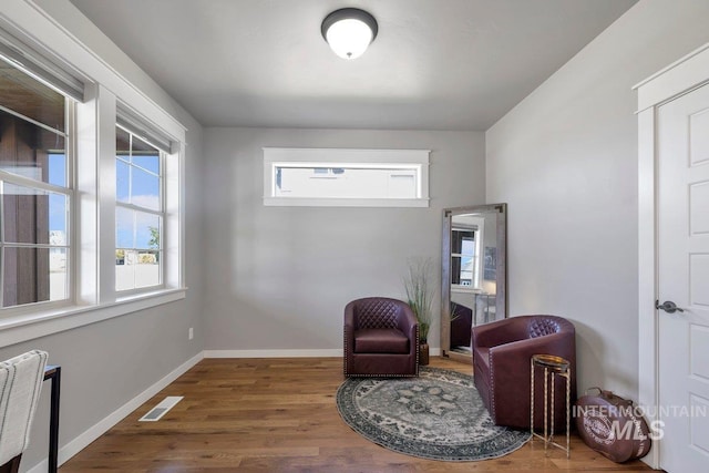 633 Reese Rd, Twin Falls, ID 83301 - sitting room with wood finished floors and baseboards