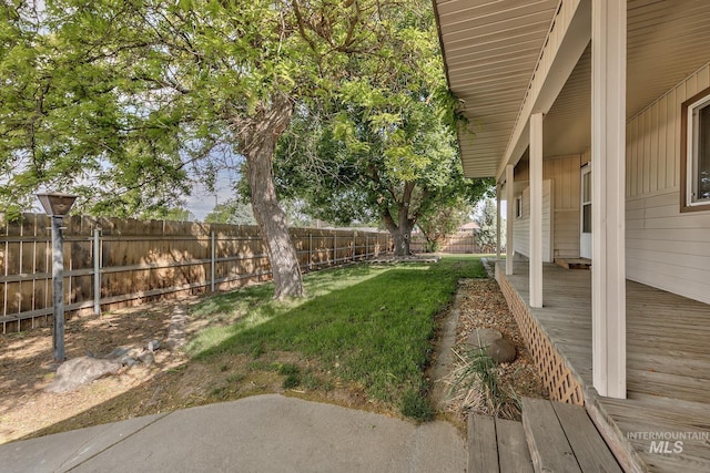 1040 N Pennsylvania Ave, Fruitland, ID 83619 - view of yard featuring a wooden deck