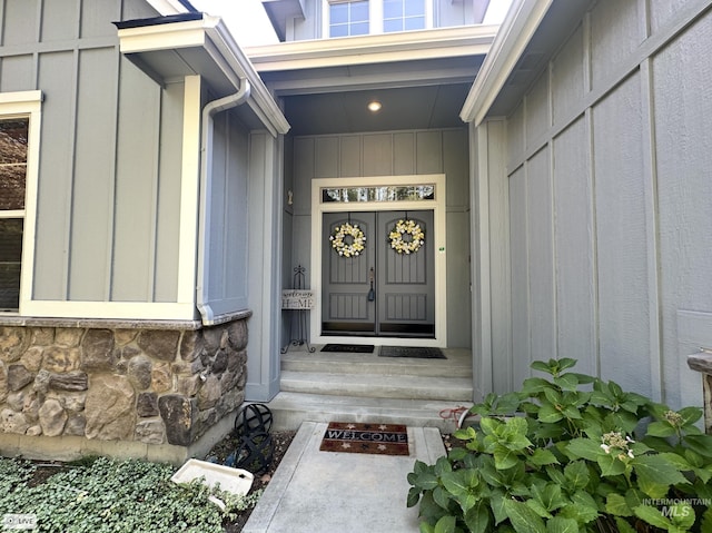 view of entrance to property